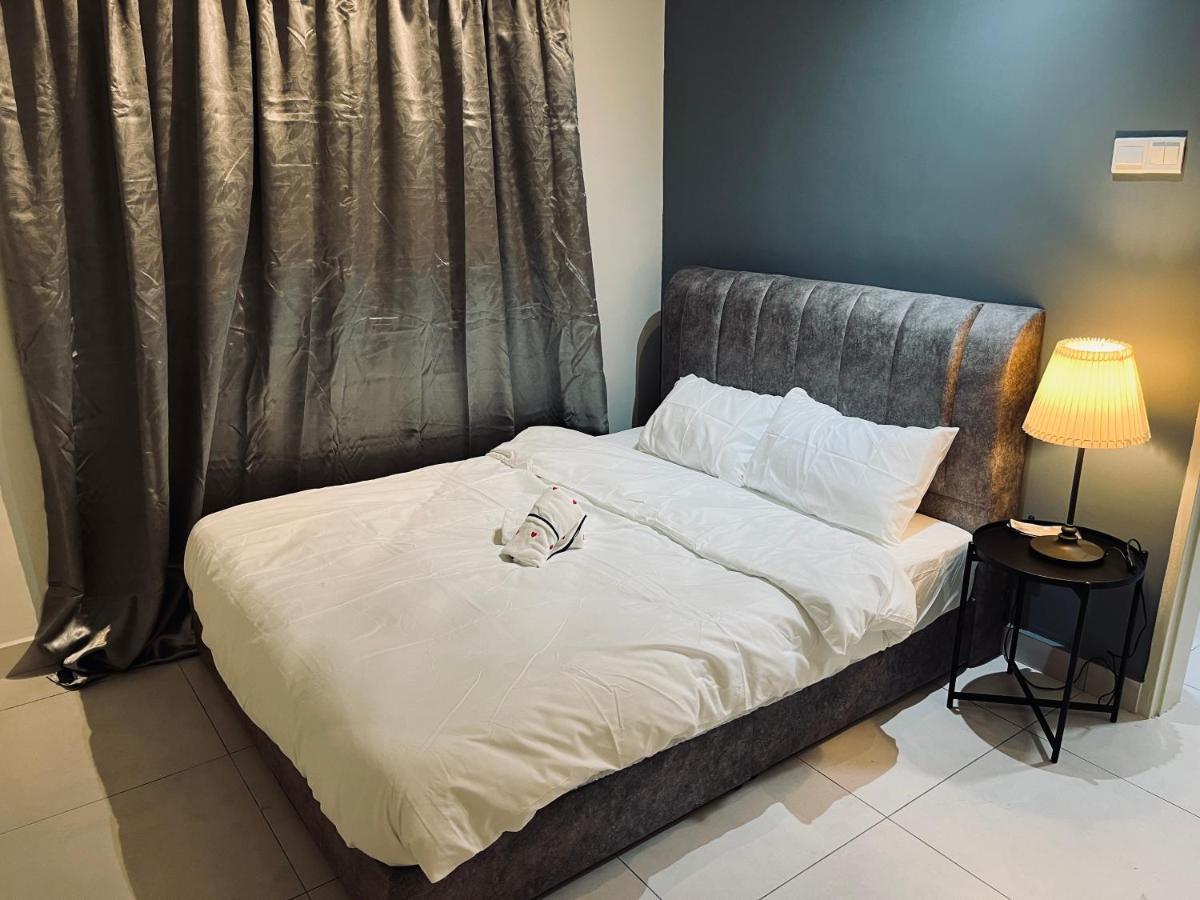 Maxim 2 Bedrooms Mrt Station Cheras Kuala Lumpur Homestay Exterior foto