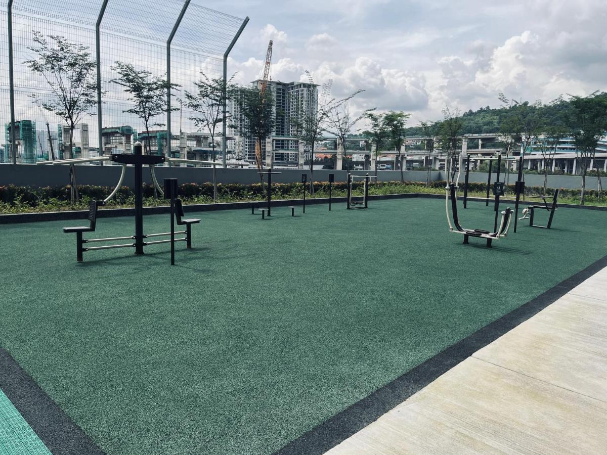 Maxim 2 Bedrooms Mrt Station Cheras Kuala Lumpur Homestay Exterior foto