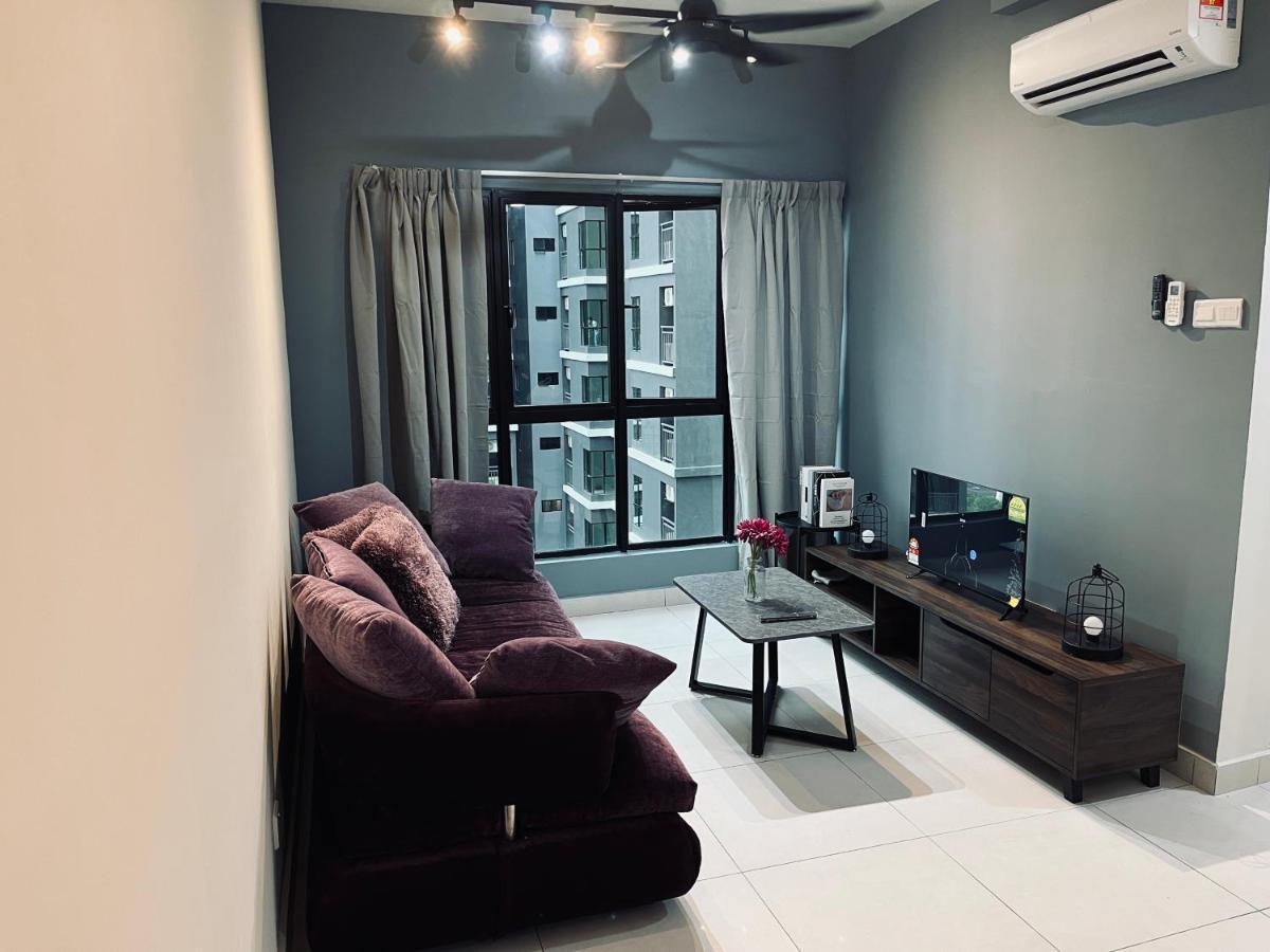 Maxim 2 Bedrooms Mrt Station Cheras Kuala Lumpur Homestay Exterior foto